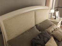 Кровать с простеганным изголовьем без изножья Palazzo Ducale laccato